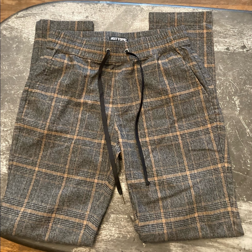 Hot Topic drawstring plaid joggers. Size Small.